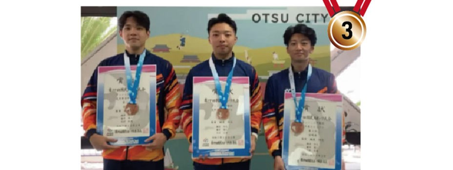 フェンシング　成年男子　サーブル3位