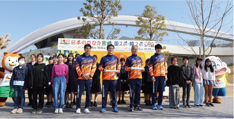 除幕式集合写真