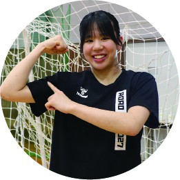 三樹咲彩さん